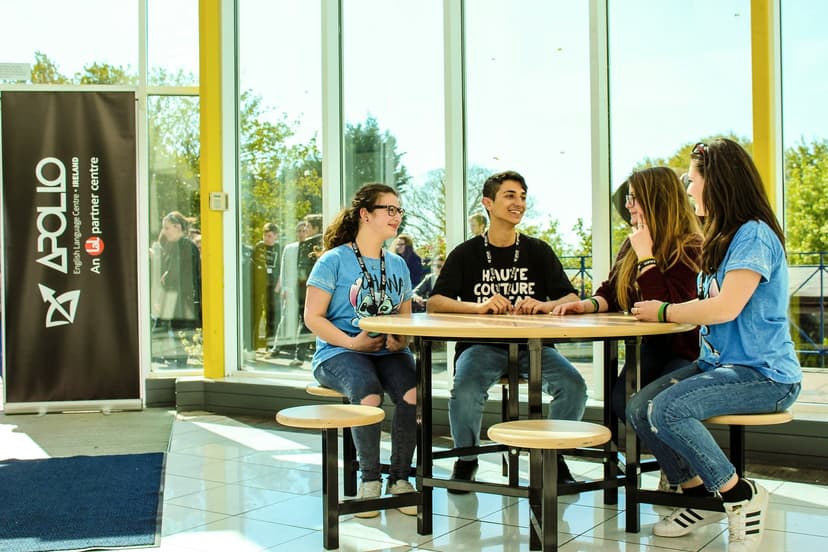 https://www.datocms-assets.com/118979/1716469768-photo-gallery-language-courses-junior-ireland-dublin-apollo-sutton-park-partner-students-02.webp